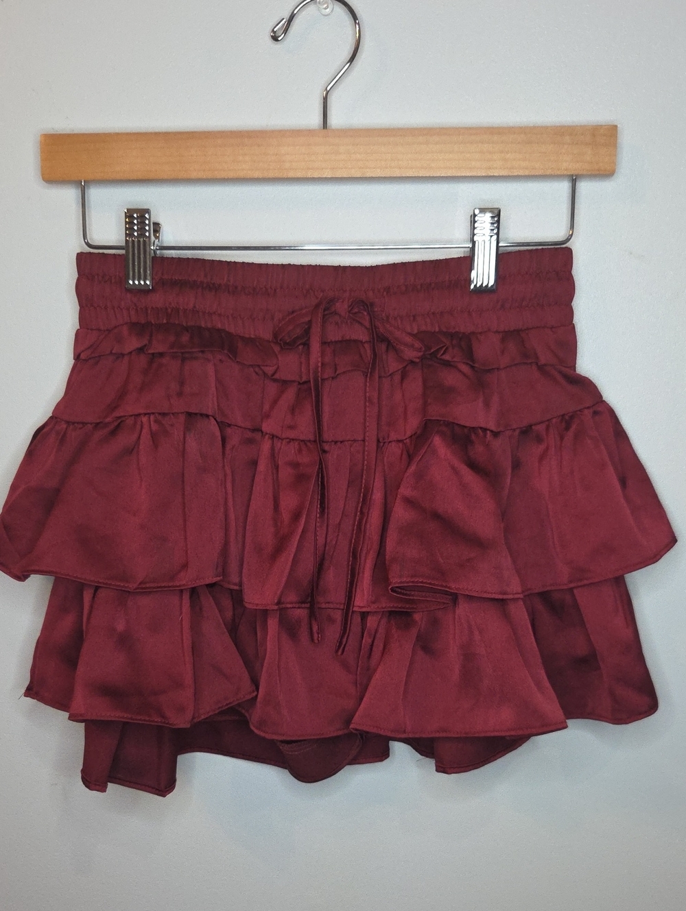 Tiered Ruffle Mini Skirt - Burgundy Garnet Size S